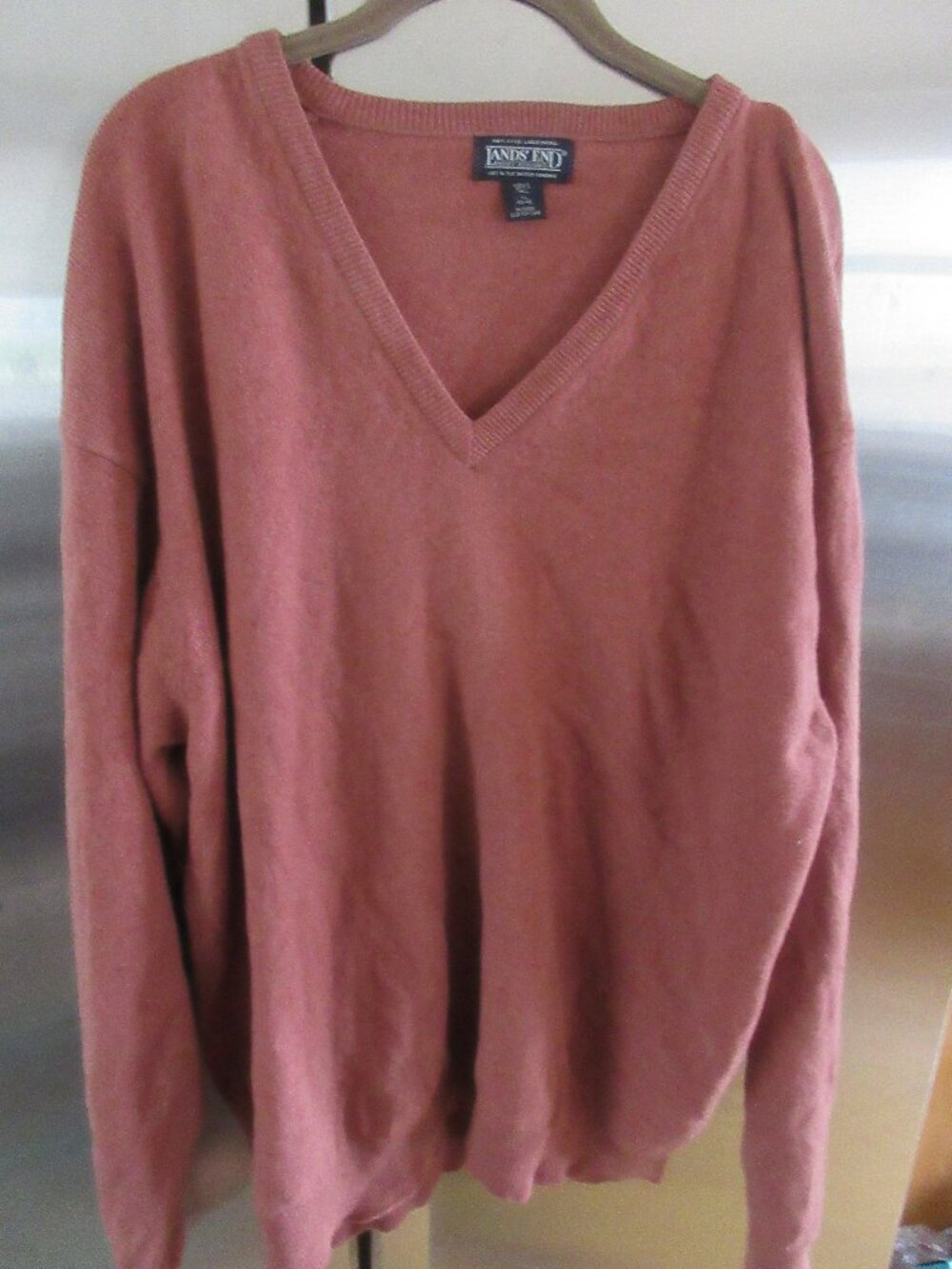 Lands' End Mens Sweater Size XLT tall salmon 100% lambswool